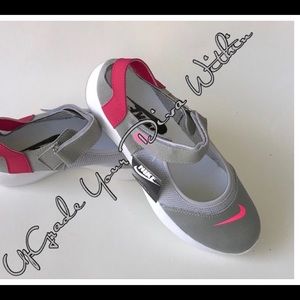 Womans Nike Comforts